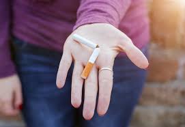 Promessas de Ano Novo: 3 Dicas para concretiza-las 4 Vai fazer promessa de ano novo? Aproveite e largue o cigarro -