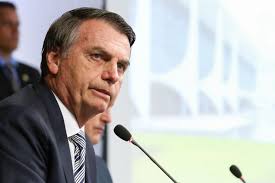 Bolsonaro pede "sacrifício" dos militares na reforma da Previdência
