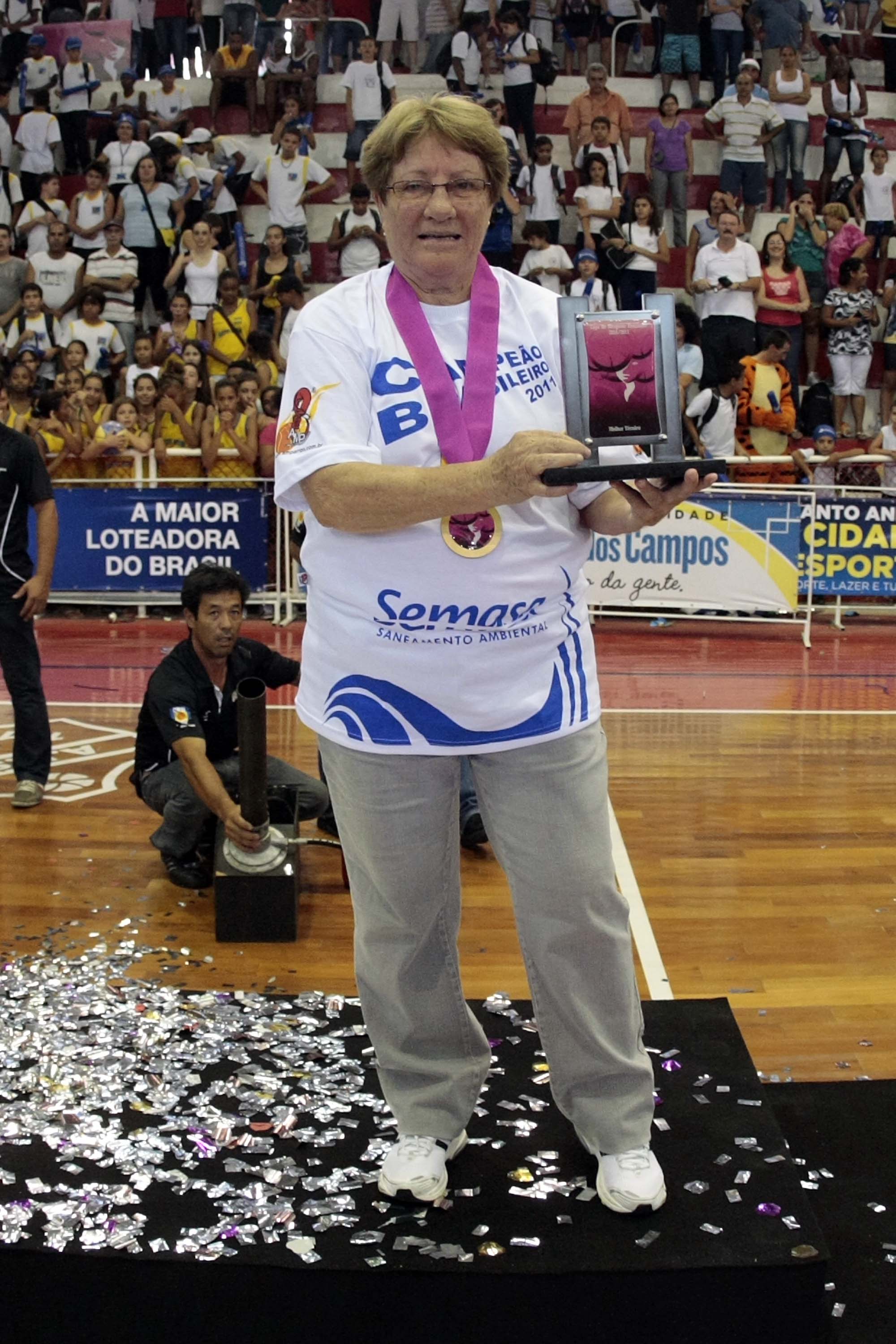 Laís Helena: uma lenda do basquete feminino brasileiro - Recordar é viver (por Tico Cassolla)