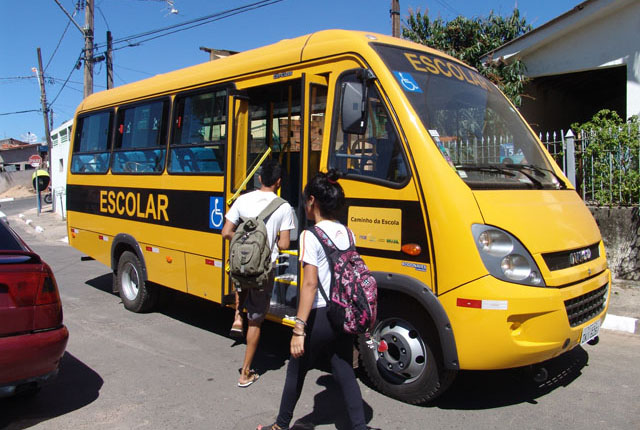 Educação divulga mais uma lista de transporte escolar em Garça
