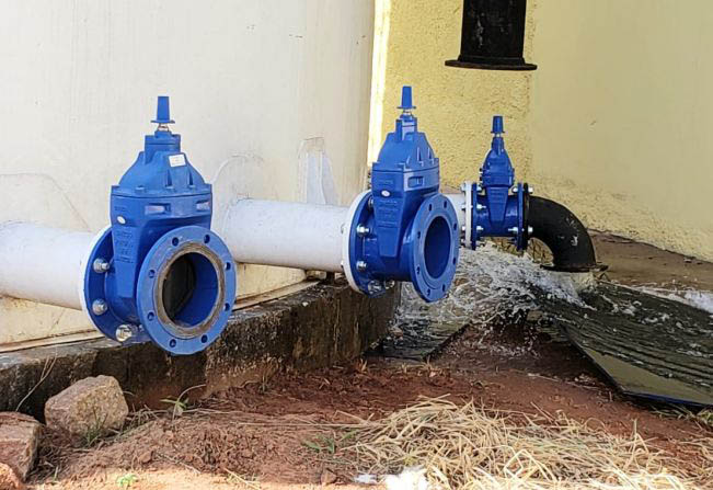 SAAE higieniza novo reservatório de água ao lado da incubadora de empresas   