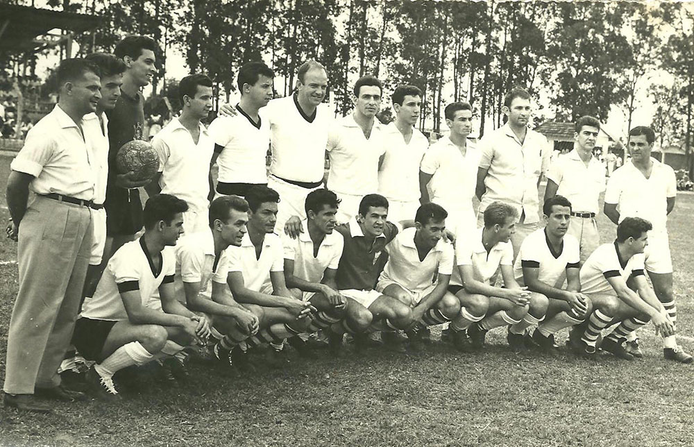 RECORDAR É VIVER -  Eder Jofre: Um campeão mundial em Garça