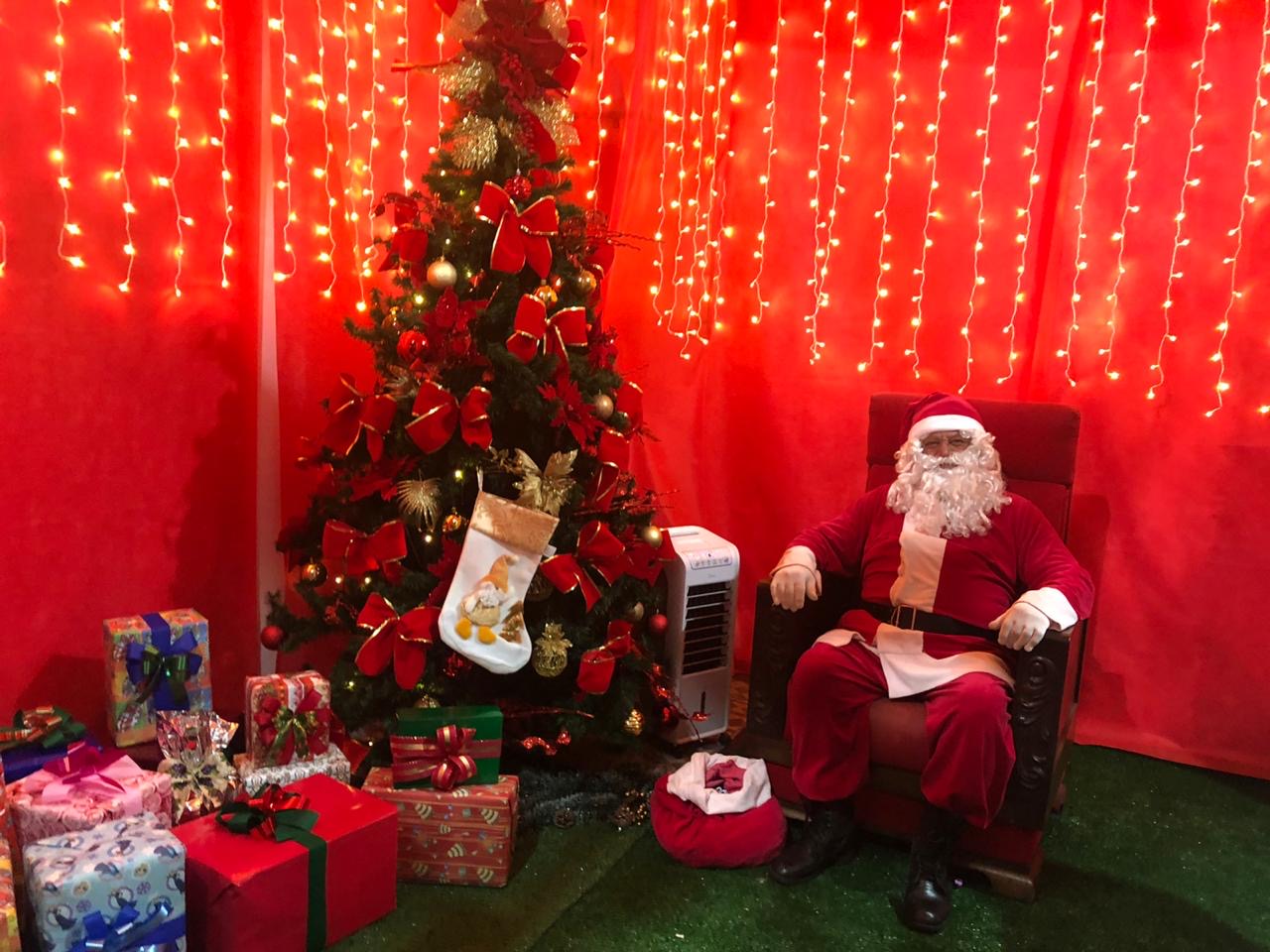 ACIG: Trenzinho e Casa do Papai Noel conquistam crianças e adultos em Garça 