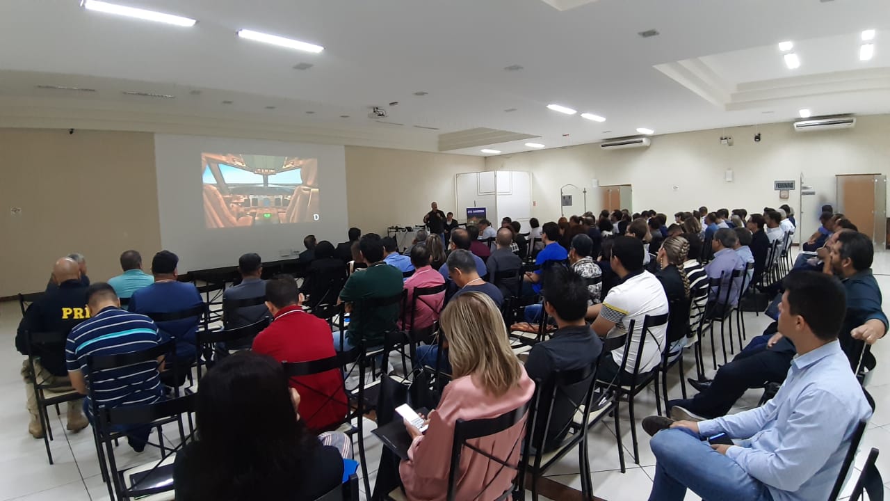  Fórum de Cidades Digitais do Centro-Oeste Paulista reúne 30 municípios em Marília