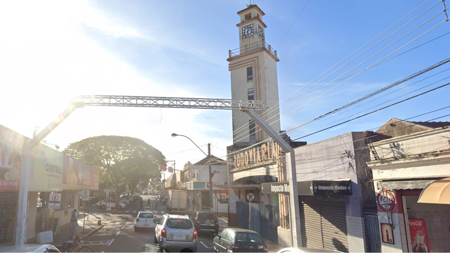 Comércio de Garça fica aberto até o meio dia neste sábado