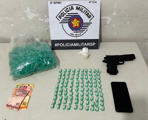 Polícia Militar prende dois homens por tráfico e associação criminosa em Garça