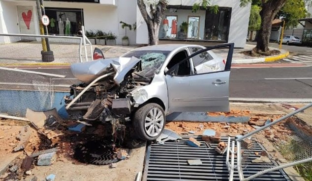 Bando que assaltou residência de luxo em Bauru, havia tentado roubo em Garça, domingo