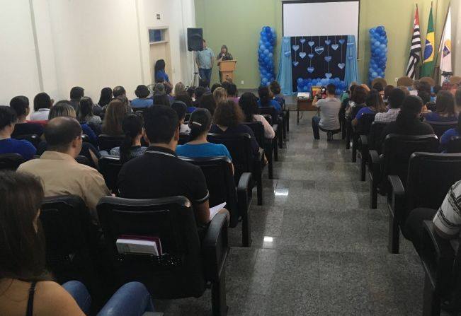 Garça promoveu o 1º encontro da causa azul para discutir TEA - Transtorno do Espectro Autista