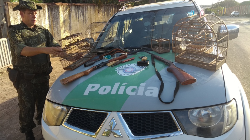  Polícia Militar Ambiental apreende armas no município de Garça