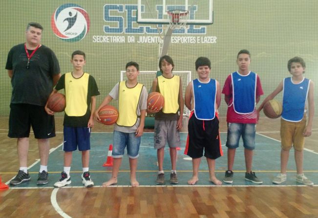 Escolinha de basquetebol da SEJEL já iniciou os treinamentos