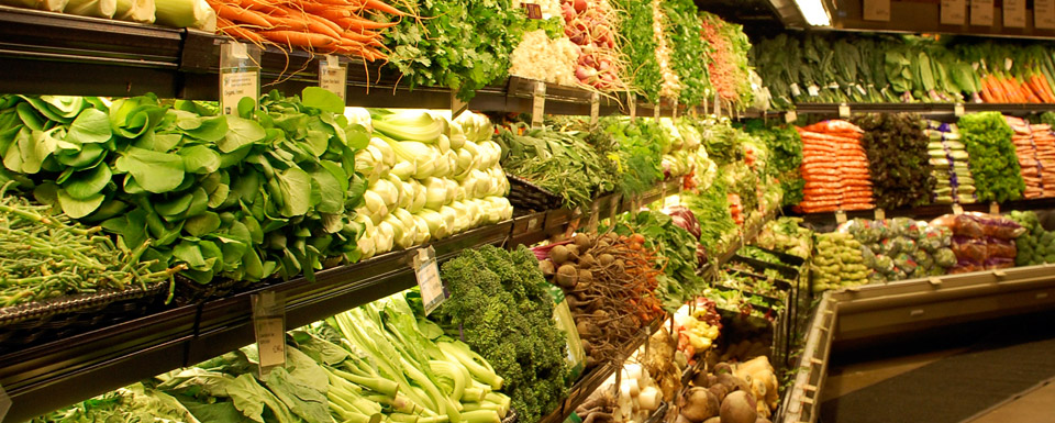 Regularização na oferta influência queda nos preços das hortaliças e baixa chega nos mercados em Garça