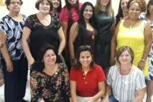 Rotary Club de Garça homenageia às mães do clube 